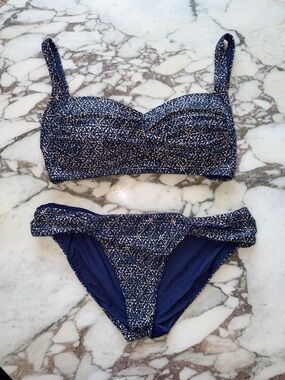 bond-eye Navy Blue Printed Bikini Set